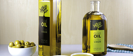 Image shows the label of an oil bottle as an application example of printing inks for labels